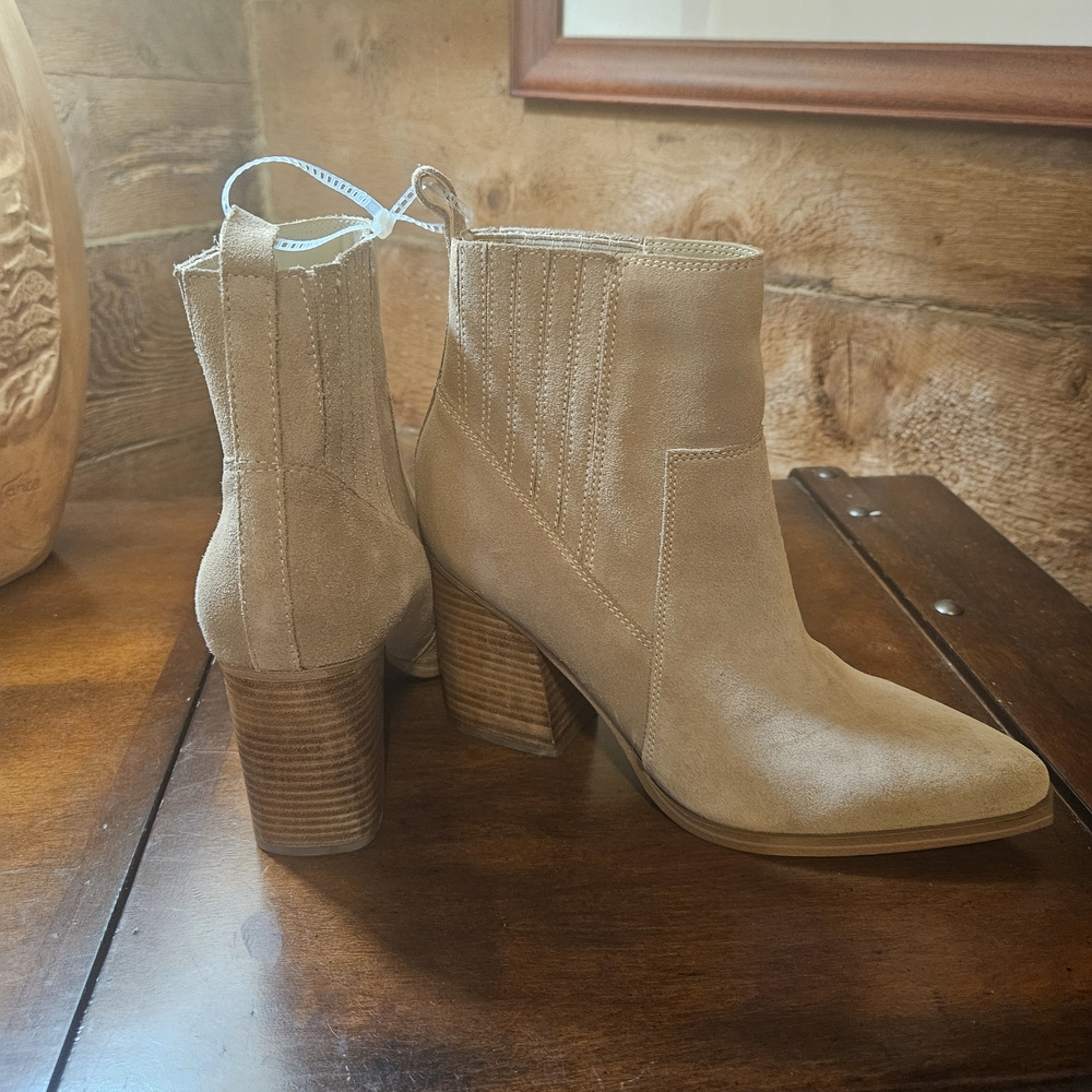 Marc Fisher Tan Ankle Booties - Picture 8 of 11